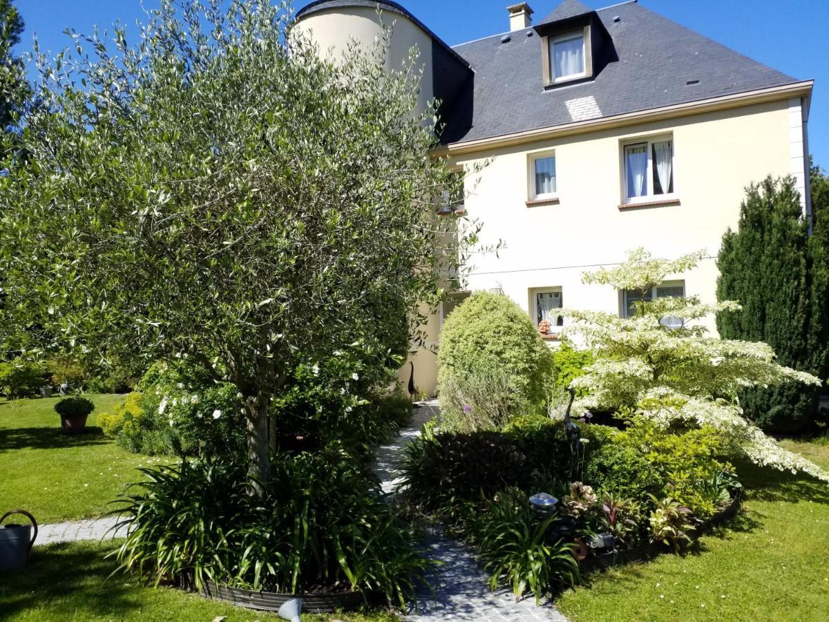 Appartements Et Gite Les Hauts De Sophia Трувил сюр Мер Екстериор снимка
