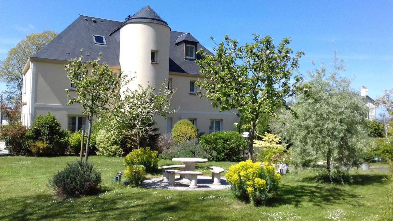 Appartements Et Gite Les Hauts De Sophia Трувил сюр Мер Екстериор снимка
